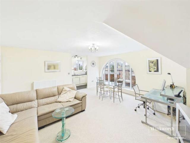 2 Bedroom Flat