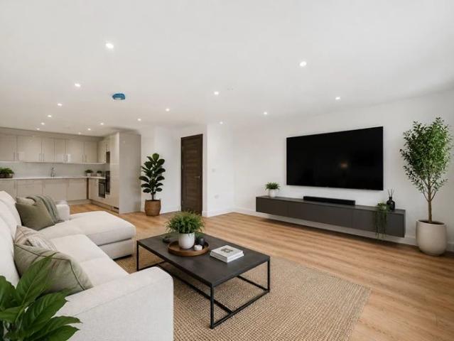 2 Bedroom Flat