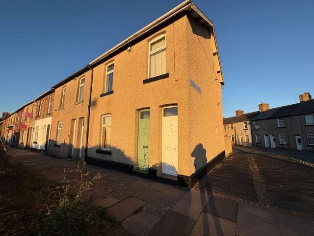 2 Bedroom Flat