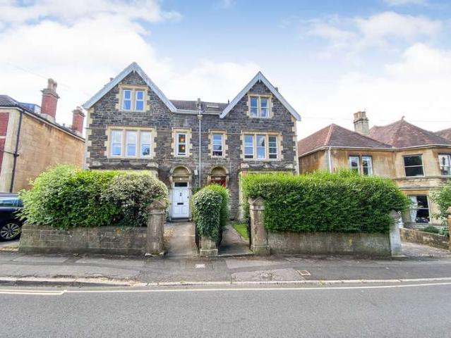 2 Bedroom Flat