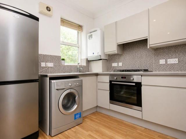2 Bedroom Flat