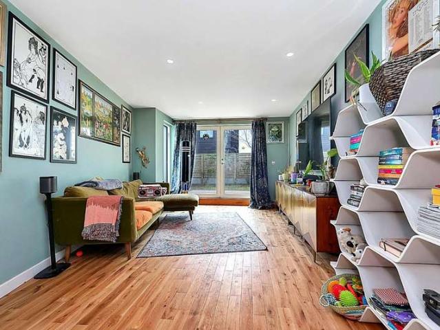 2 Bedroom Flat