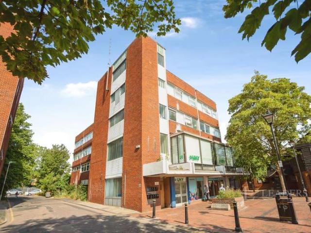 2 Bedroom Flat