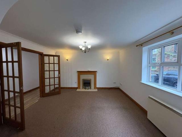 2 Bedroom Flat