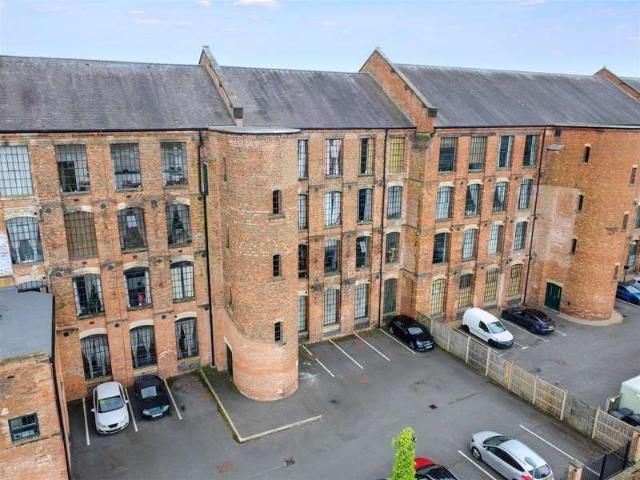 2 Bedroom Flat
