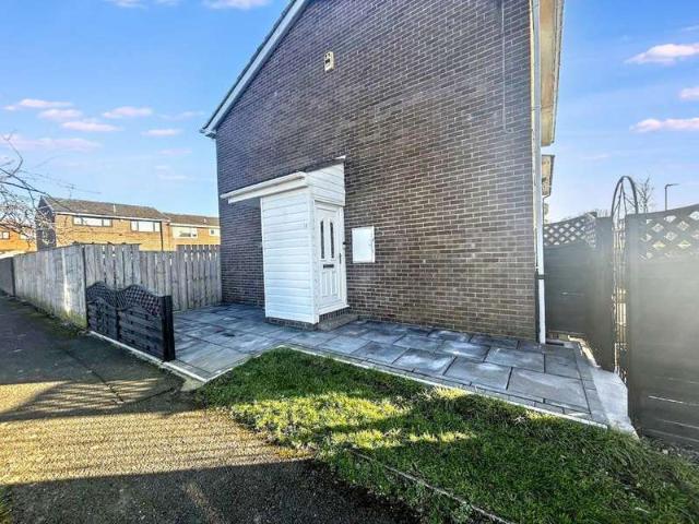 2 Bedroom Flat