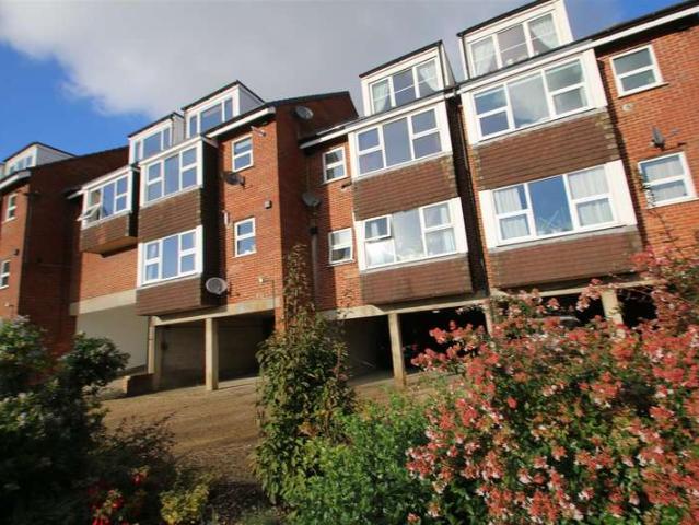 2 Bedroom Flat
