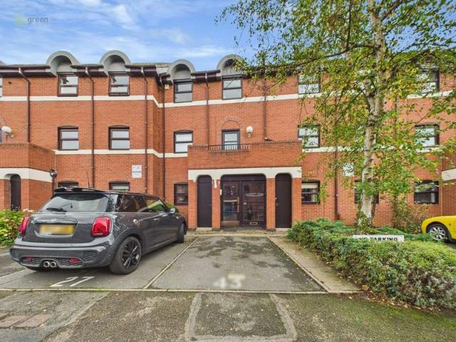 2 Bedroom Flat