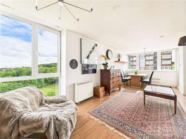 2 Bedroom Flat