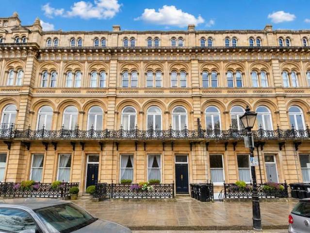 2 Bedroom Flat