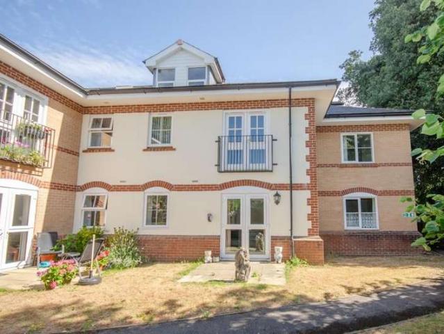 2 Bedroom Flat