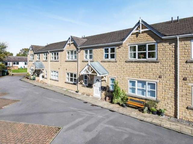2 Bedroom Flat