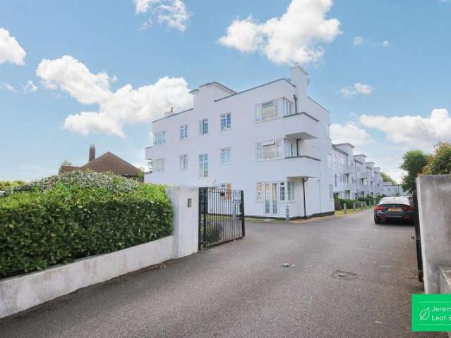 2 Bedroom Flat