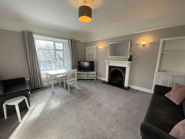 2 Bedroom Flat