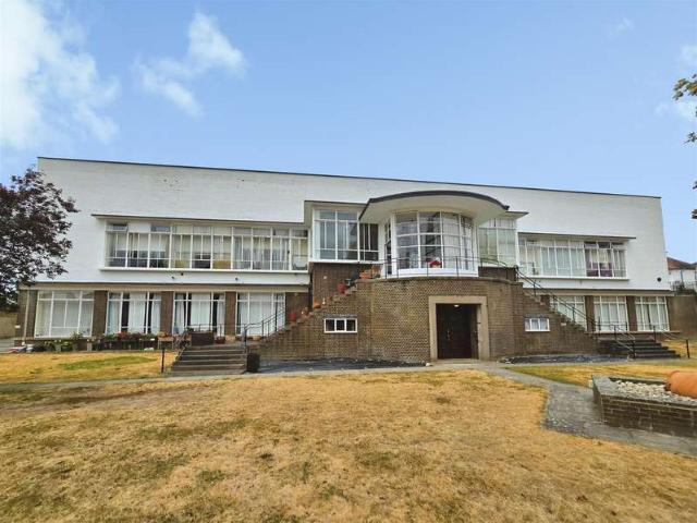 2 Bedroom Flat