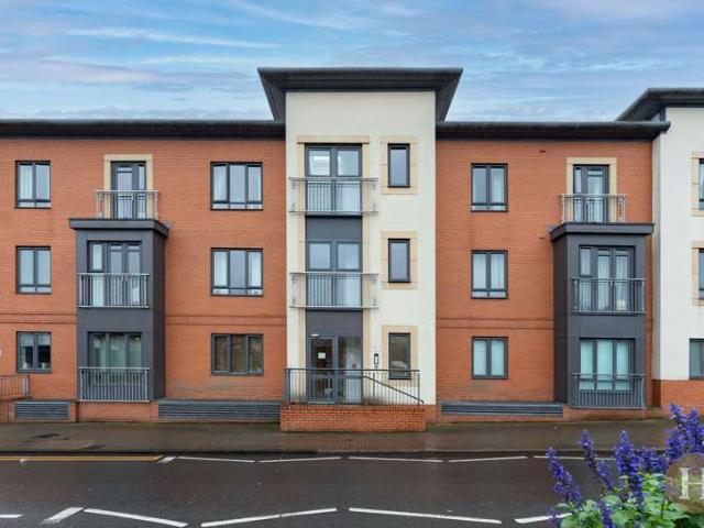 2 Bedroom Flat