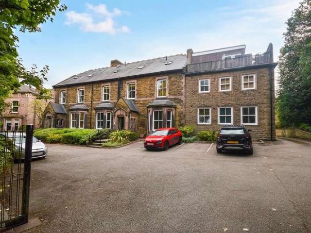 2 Bedroom Flat