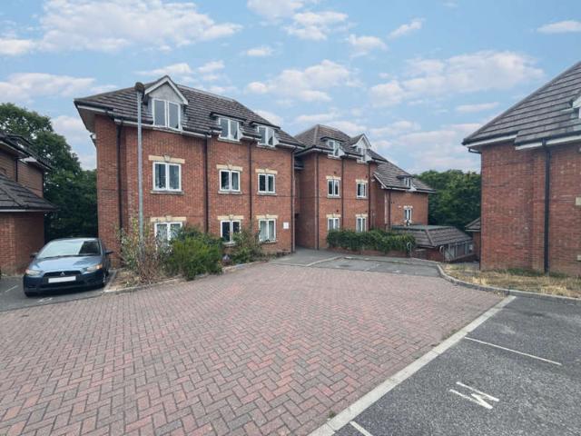 2 Bedroom Flat