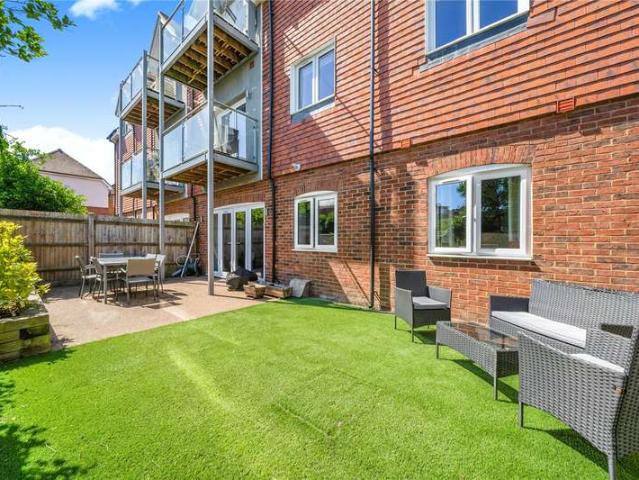 2 Bedroom Flat