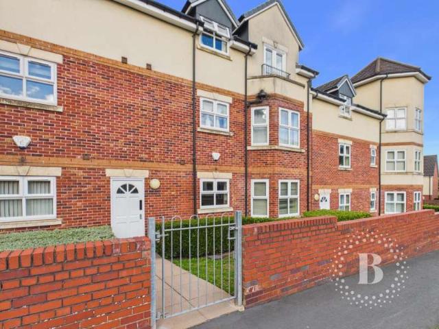 2 Bedroom Flat