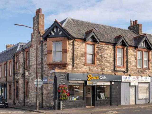 2 Bedroom Flat