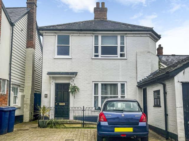 2 Bedroom Flat