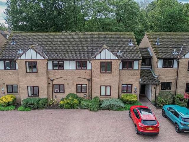 2 Bedroom Flat