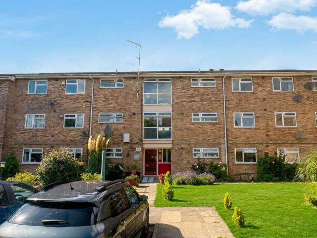 2 Bedroom Flat