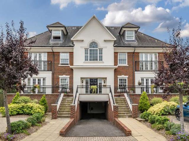 2 Bedroom Flat