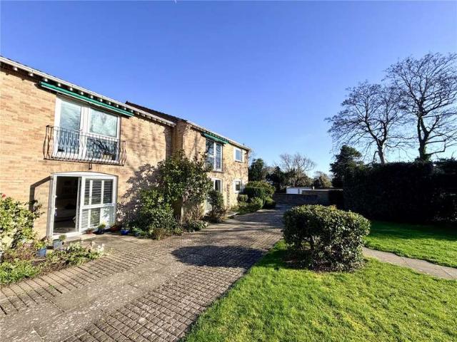 2 Bedroom Flat