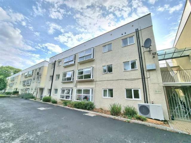 2 Bedroom Flat