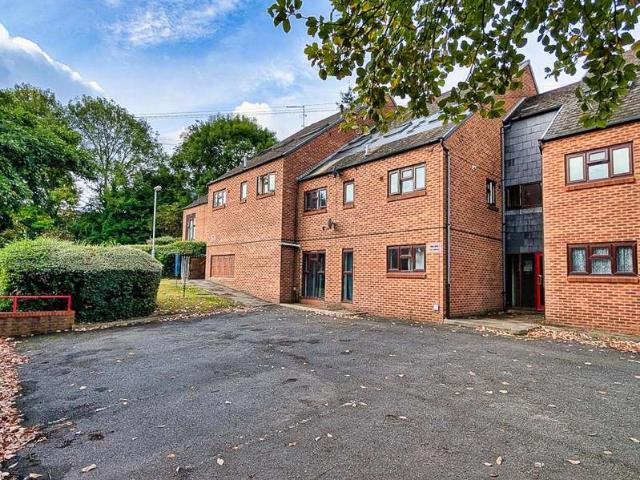 2 Bedroom Flat