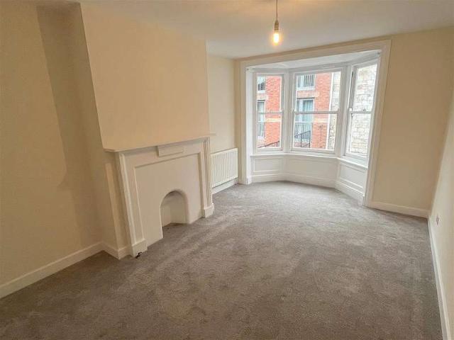 2 Bedroom Flat