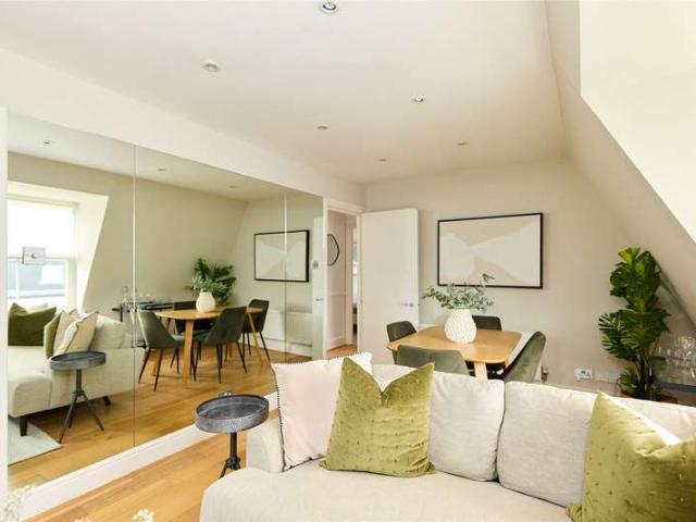 2 Bedroom Flat