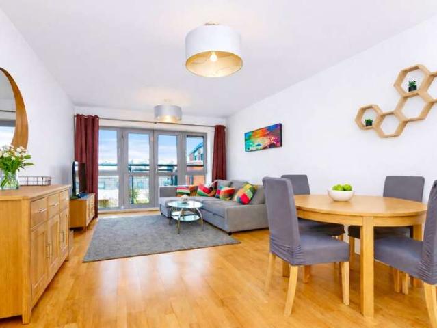 2 Bedroom Flat