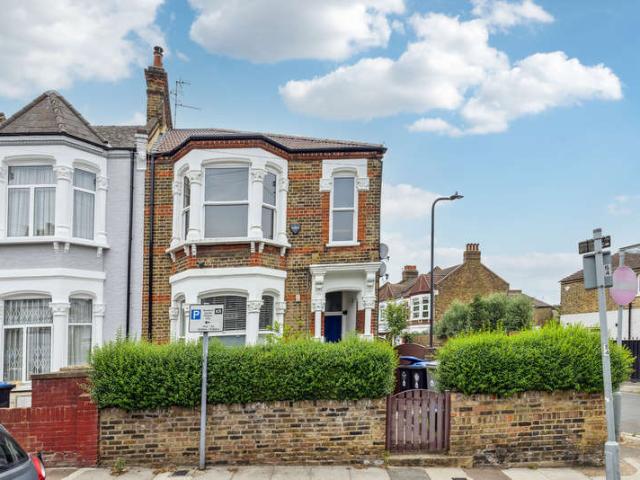 2 Bedroom Flat