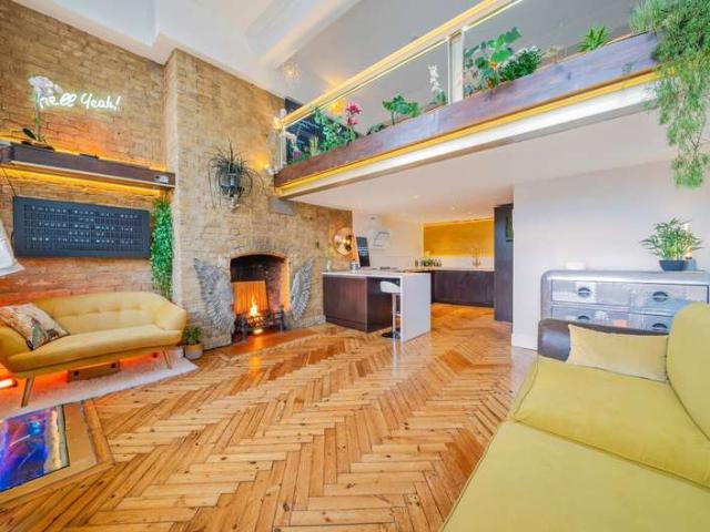 2 Bedroom Flat