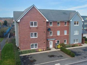 2 Bedroom Flat