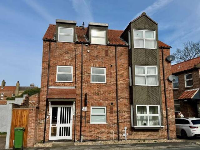 2 Bedroom Flat