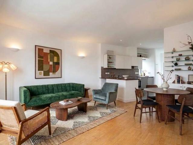 2 Bedroom Flat