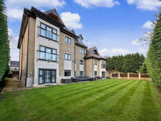 2 Bedroom Flat