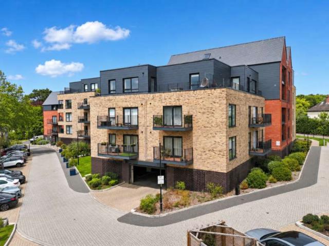 2 Bedroom Flat