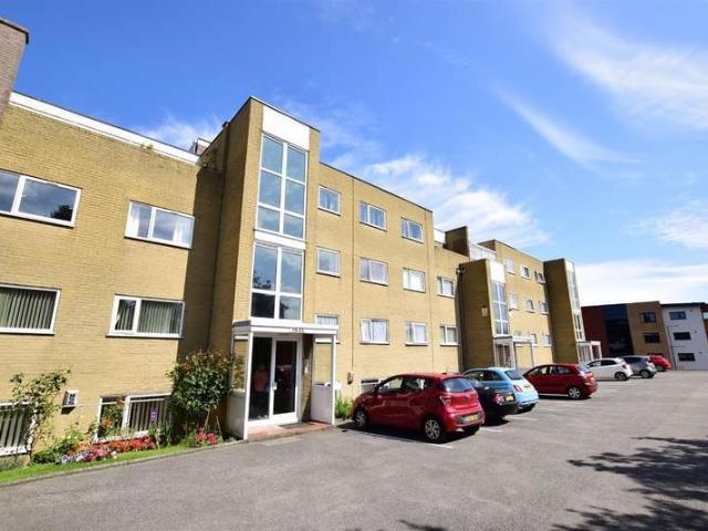 2 Bedroom Flat