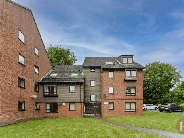 2 Bedroom Flat
