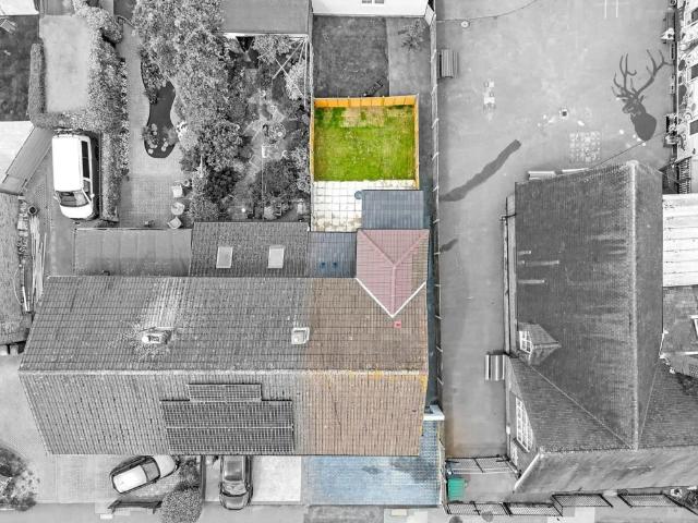 2 Bedroom Flat
