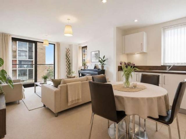 2 Bedroom Flat