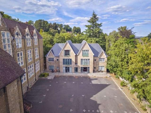 2 Bedroom Flat