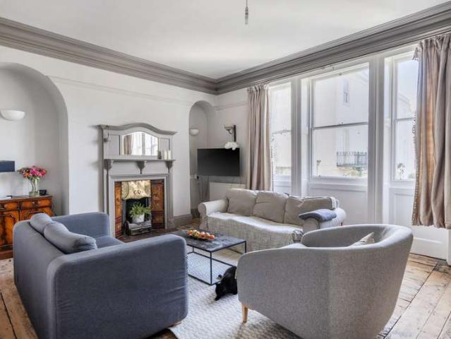 2 Bedroom Flat