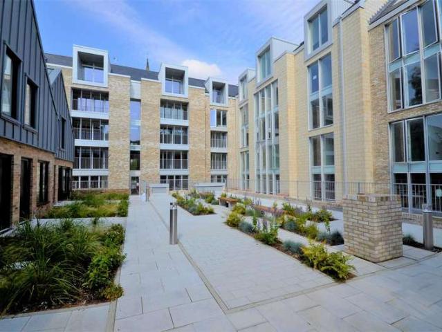 2 Bedroom Flat