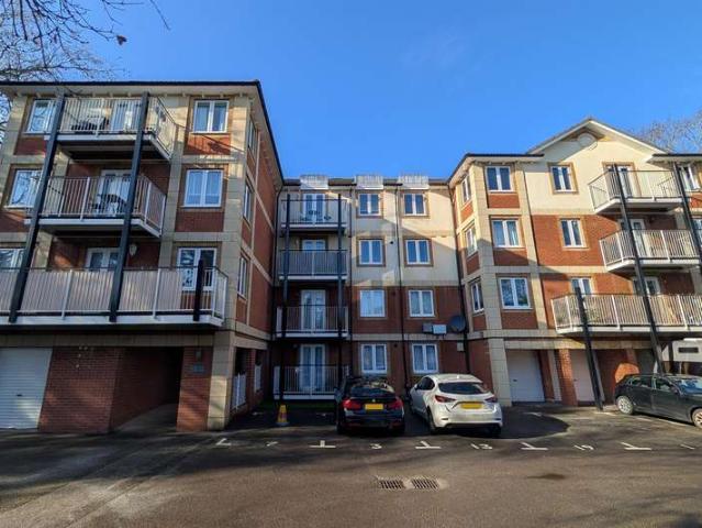 2 Bedroom Flat